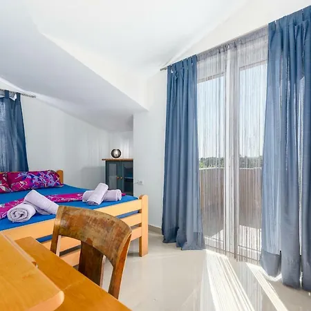 Ankica Apartment *